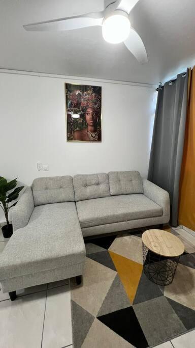 Appartement Proche Aeroport Au Rez-De-Chaussee Les Abymes Kültér fotó